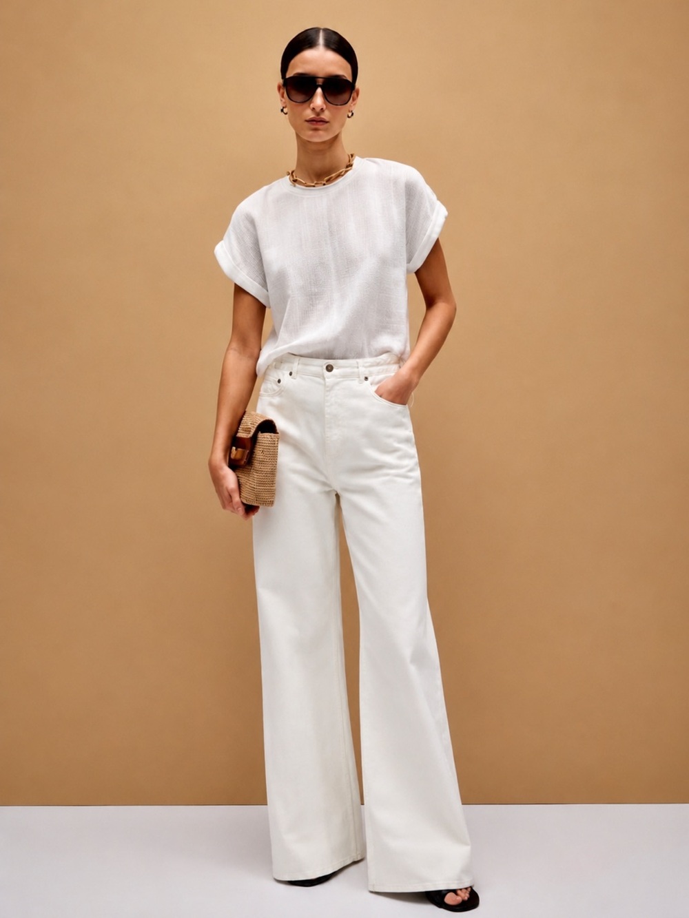 NWOT La Ligne Tess High Rise Wide Leg Jeans in Soft White | Size 26